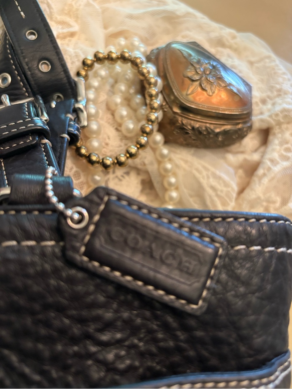 Coach Black Leather Shoulder Tote with Contrast Stitching - Picture 3 of 11